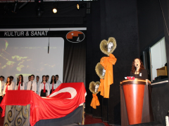 Evrensel Kolej